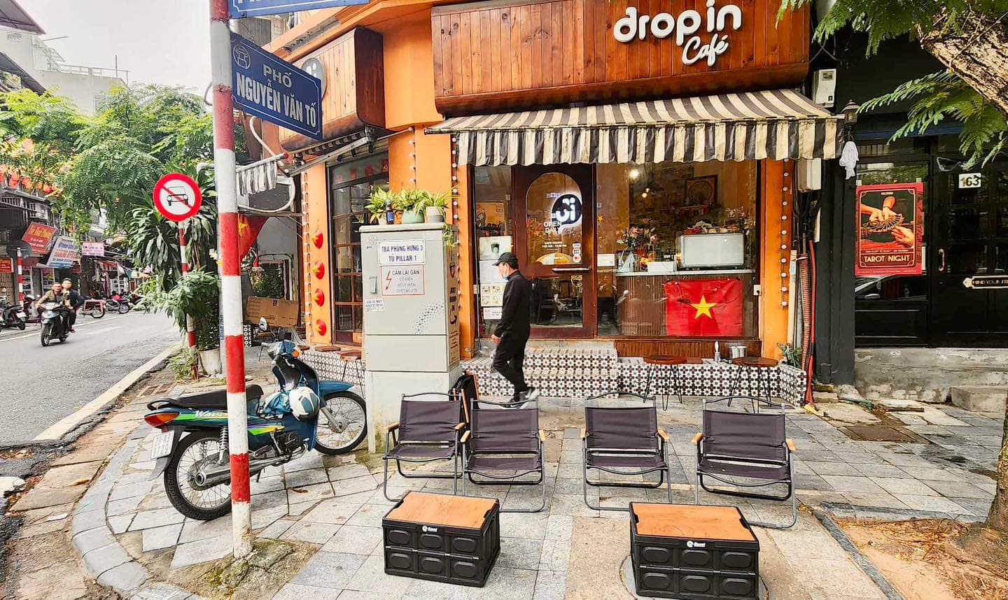 Drop In Cafe drinks banner