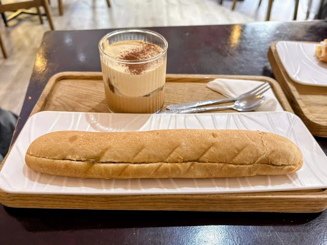 Bánh Mỳ Que Gà Phô Mai